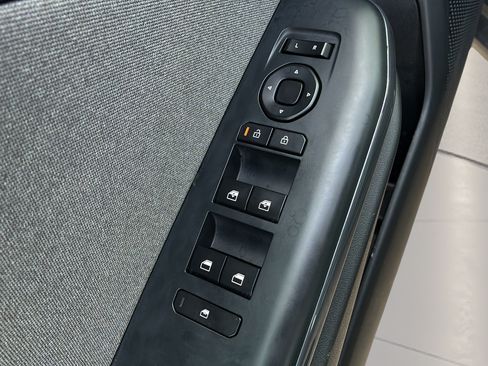 Used 2025 Kia K4 EX FWD image 12