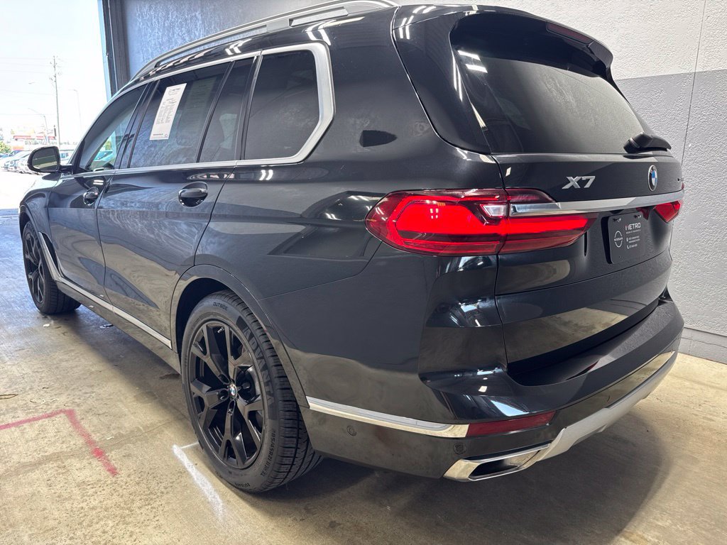 Used 2020 BMW X7 xDrive40i w/ Premium Package AWD/4WD image 3