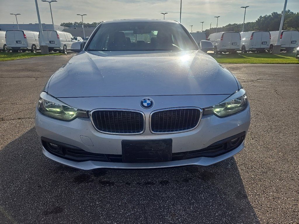 Used 2016 BMW 320i xDrive Sedan AWD/4WD image 8