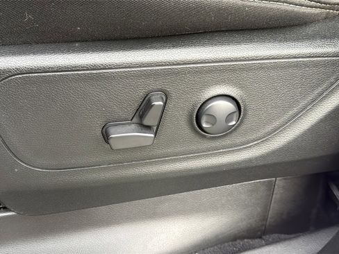 Used 2025 RAM 1500 Big Horn image 11