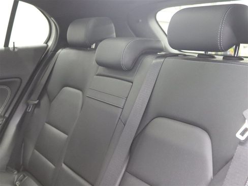 Used 2018 Mercedes-Benz GLA 250 4MATIC image 17