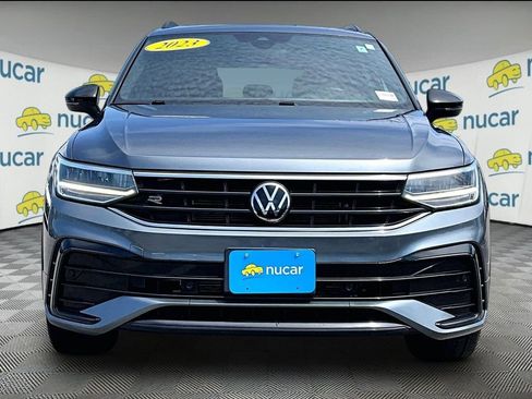 Used 2023 Volkswagen Tiguan SE R-Line AWD/4WD image 2