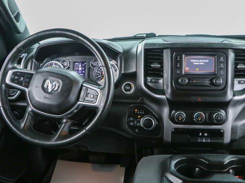 Used 2022 RAM 1500 Big Horn AWD/4WD image 17
