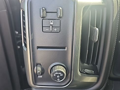 Used 2017 Chevrolet Silverado 2500 LTZ w/ Duramax Plus Package RWD image 18