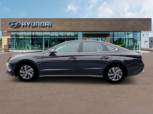 New 2026 Hyundai Sonata Blue image 3