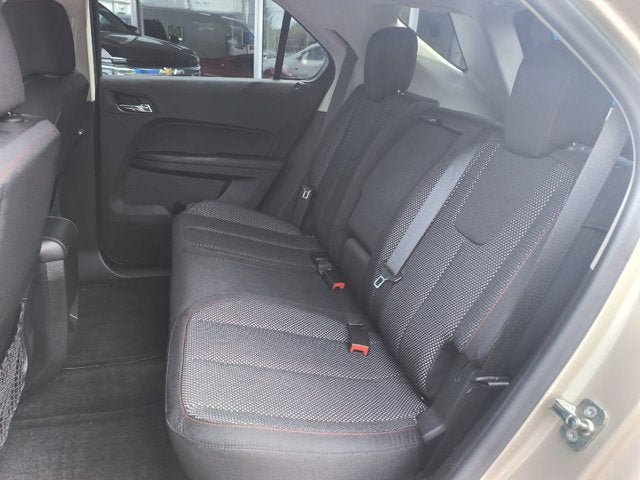 Used 2015 Chevrolet Equinox LT AWD/4WD image 9