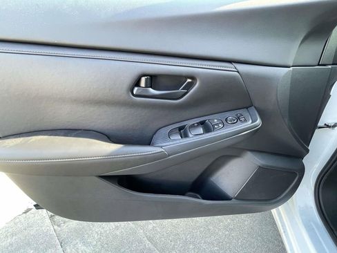 Used 2025 Nissan Sentra S image 15