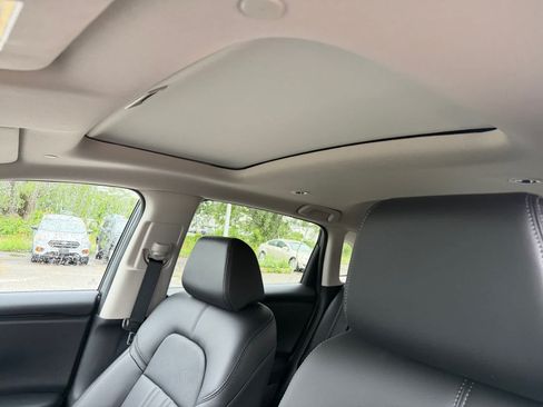Used 2025 Honda HR-V EX-L image 23