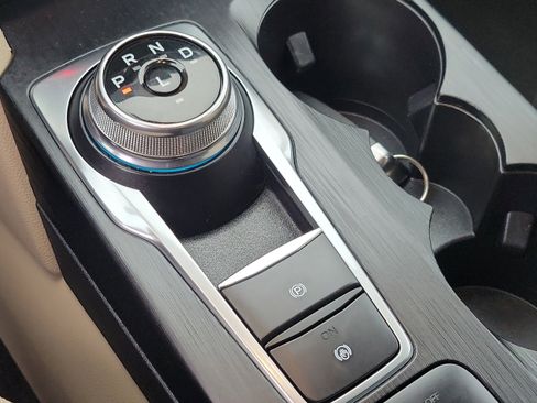 Certified 2022 Ford Escape SE w/ Convenience Package image 32