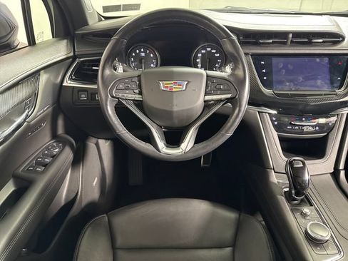 Used 2020 Cadillac XT6 Sport AWD/4WD image 24