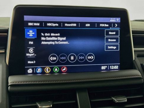 Used 2021 Chevrolet Tahoe RST w/ Luxury Package AWD/4WD image 16