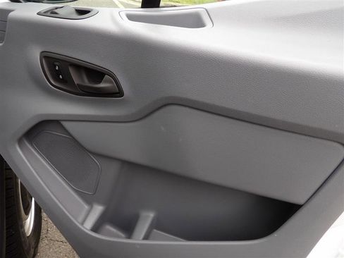 Used 2019 Ford Transit 250 148 Low Roof image 17