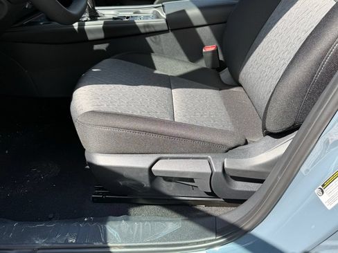 New 2026 Nissan Sentra SV w/ SV Convenience Package FWD image 16