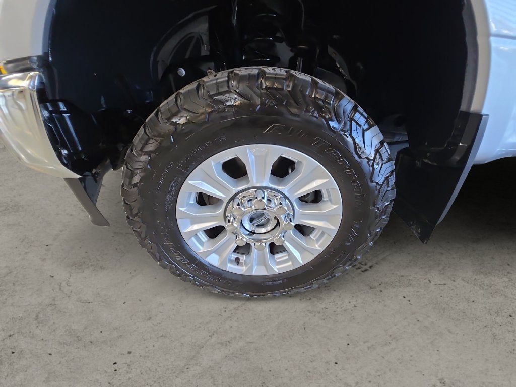 Used 2022 Ford F250 XL w/ STX Appearance Package AWD/4WD image 13