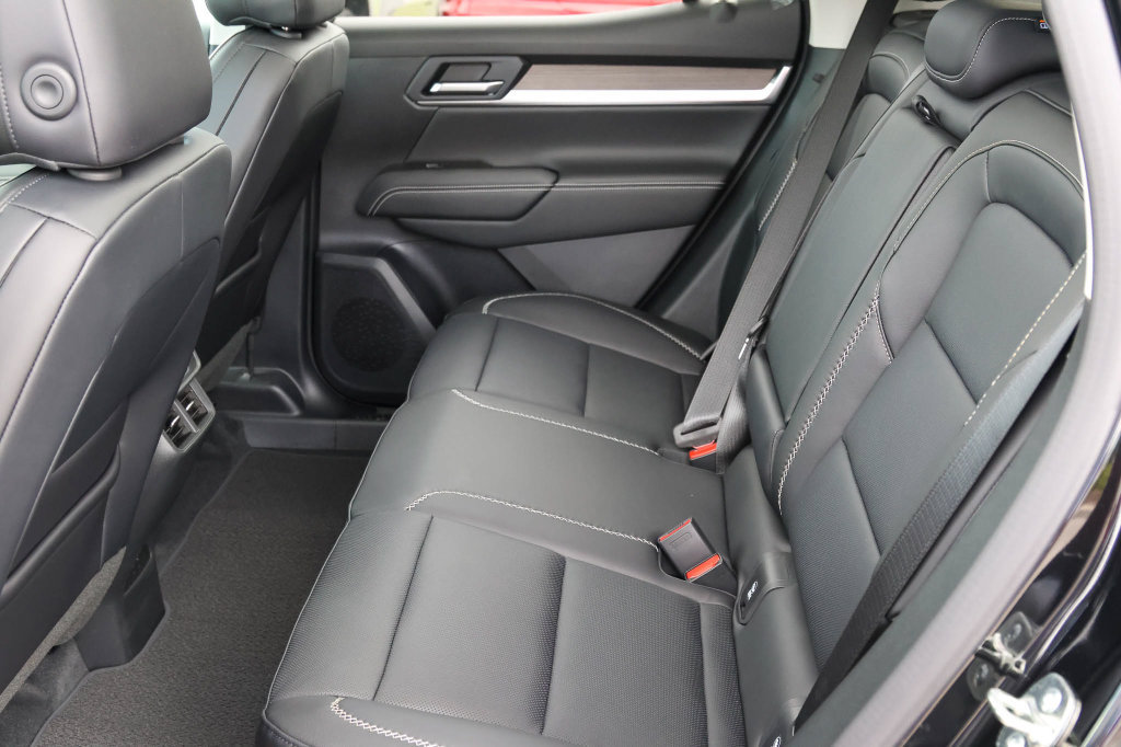 New 2026 GMC Terrain Denali AWD/4WD image 16