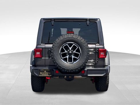 Used 2025 Jeep Wrangler Unlimited Rubicon AWD/4WD image 6