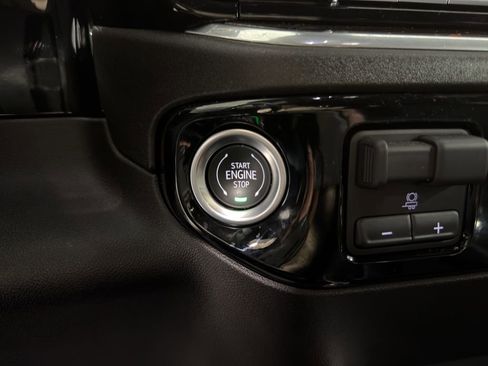 Used 2025 Chevrolet Silverado 1500 RST image 23