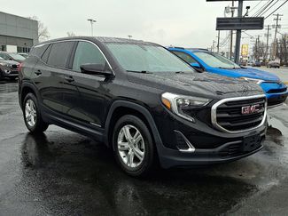 Used 2019 GMC Terrain SLE video 3