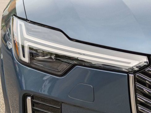 Certified 2026 Volvo XC90 B6 Plus w/ Protection Package Premier AWD/4WD image 10