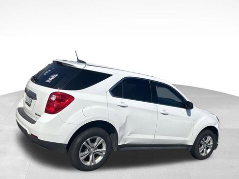 Used 2015 Chevrolet Equinox LS image 14