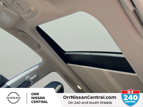 Used 2017 Nissan Murano Platinum w/ Platinum Technology Package image 18