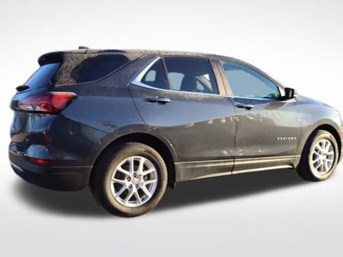 Certified 2022 Chevrolet Equinox LT w/ Driver Convenience Package image 13