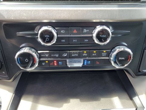 New 2026 Ford F350 Platinum w/ Platinum Plus Package AWD/4WD image 39