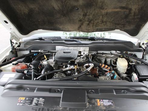 Used 2016 Chevrolet Silverado 2500 LTZ image 41