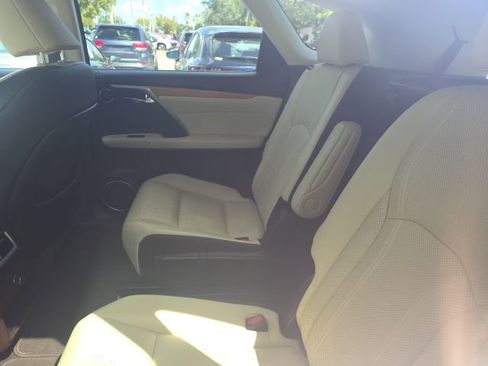 Used 2019 Lexus RX 350L FWD image 7