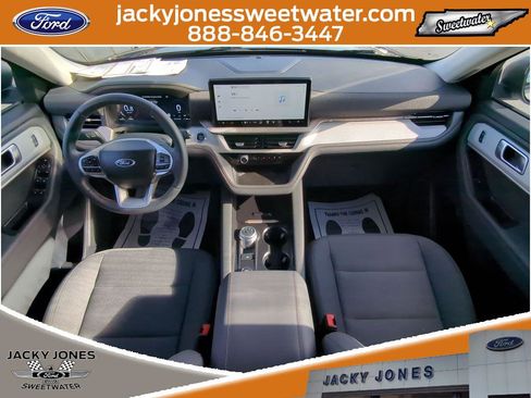 Certified 2025 Ford Explorer Active image 13