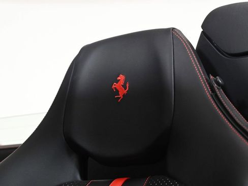 Certified 2022 Ferrari F8 Tributo image 20