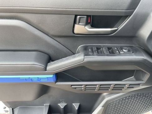 New 2026 Toyota Tacoma TRD Off-Road AWD/4WD image 12