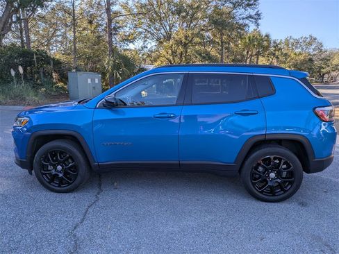 Used 2022 Jeep Compass Latitude image 7
