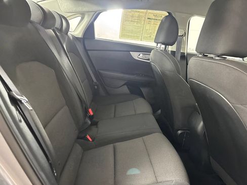 Used 2024 Kia Forte LXS FWD image 25