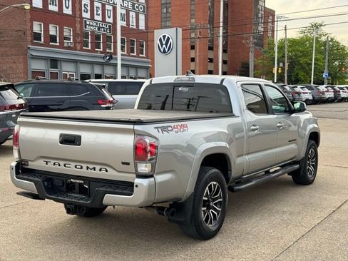 Used 2023 Toyota Tacoma TRD Sport w/ TRD Premium Sport Package AWD/4WD image 6