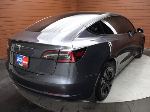 Used 2023 Tesla Model 3 Standard Range image 18