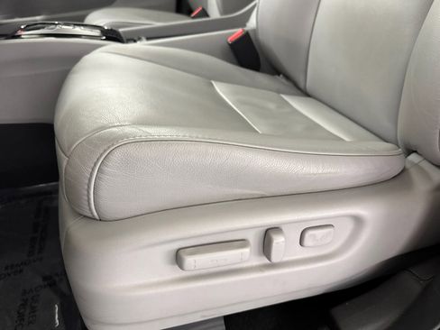 Used 2019 Honda Pilot Touring image 14