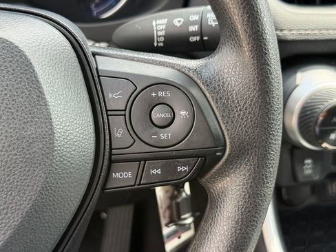 Used 2025 Toyota RAV4 LE image 16