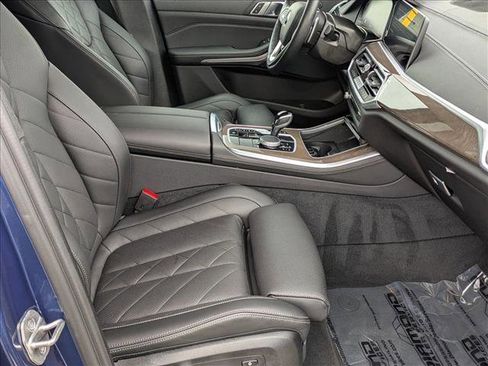 Used 2023 BMW X5 xDrive40i w/ Parking Assistance Package image 22