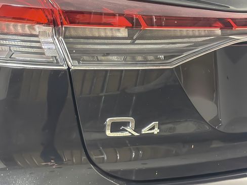 Used 2023 Audi Q4 e-tron Premium Plus RWD image 26