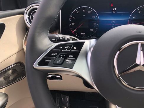 New 2026 Mercedes-Benz GLC 300 4MATIC image 22