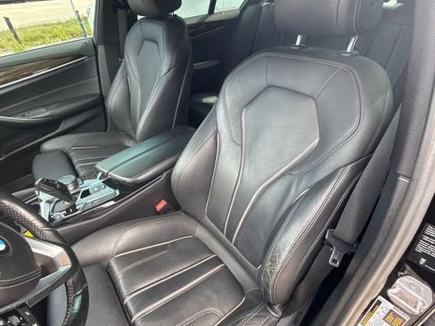 Used 2019 BMW 540i xDrive w/ Premium Package AWD/4WD image 10