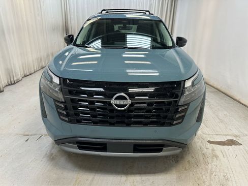 New 2026 Nissan Pathfinder Platinum AWD/4WD image 8