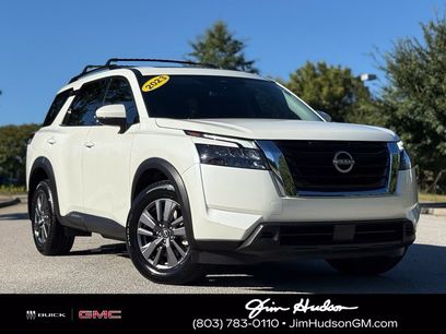 Used 2023 Nissan Pathfinder SV w/ SV Premium Package