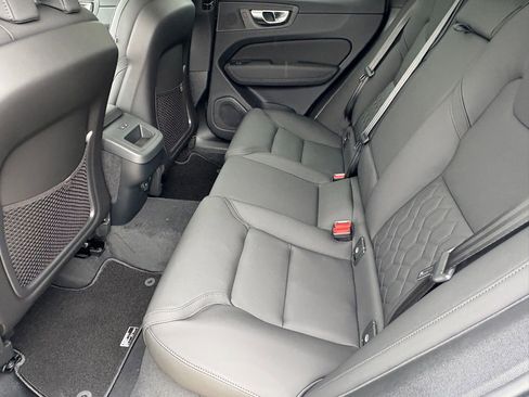New 2026 Volvo XC60 B5 Core w/ Climate Package AWD/4WD image 23