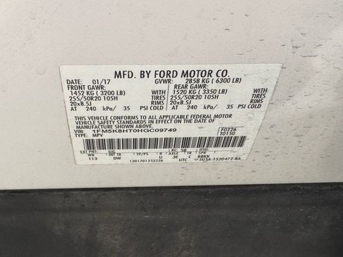 Used 2017 Ford Explorer Platinum AWD/4WD image 9
