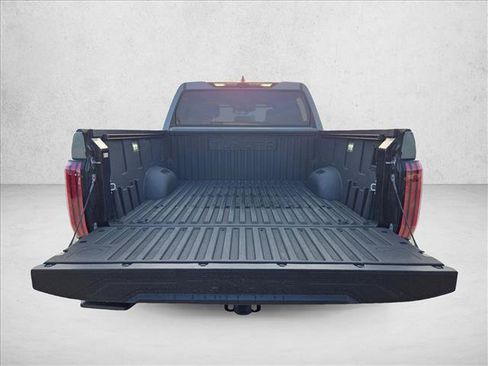 Used 2025 Toyota Tundra Limited AWD/4WD image 6