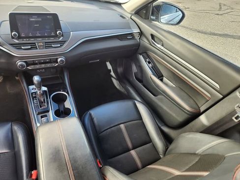 Used 2023 Nissan Altima 2.5 SR image 15