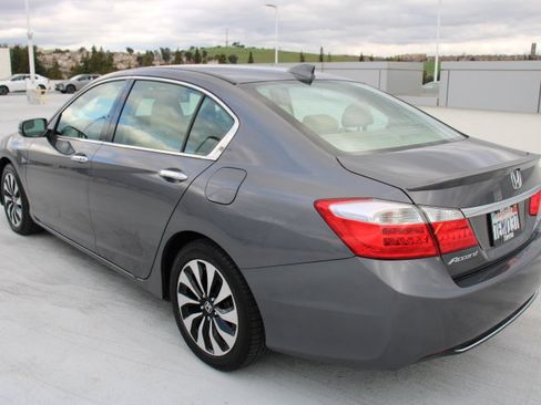 Used 2014 Honda Accord EX-L image 5