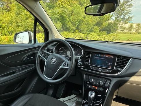 Used 2018 Buick Encore Preferred FWD image 24